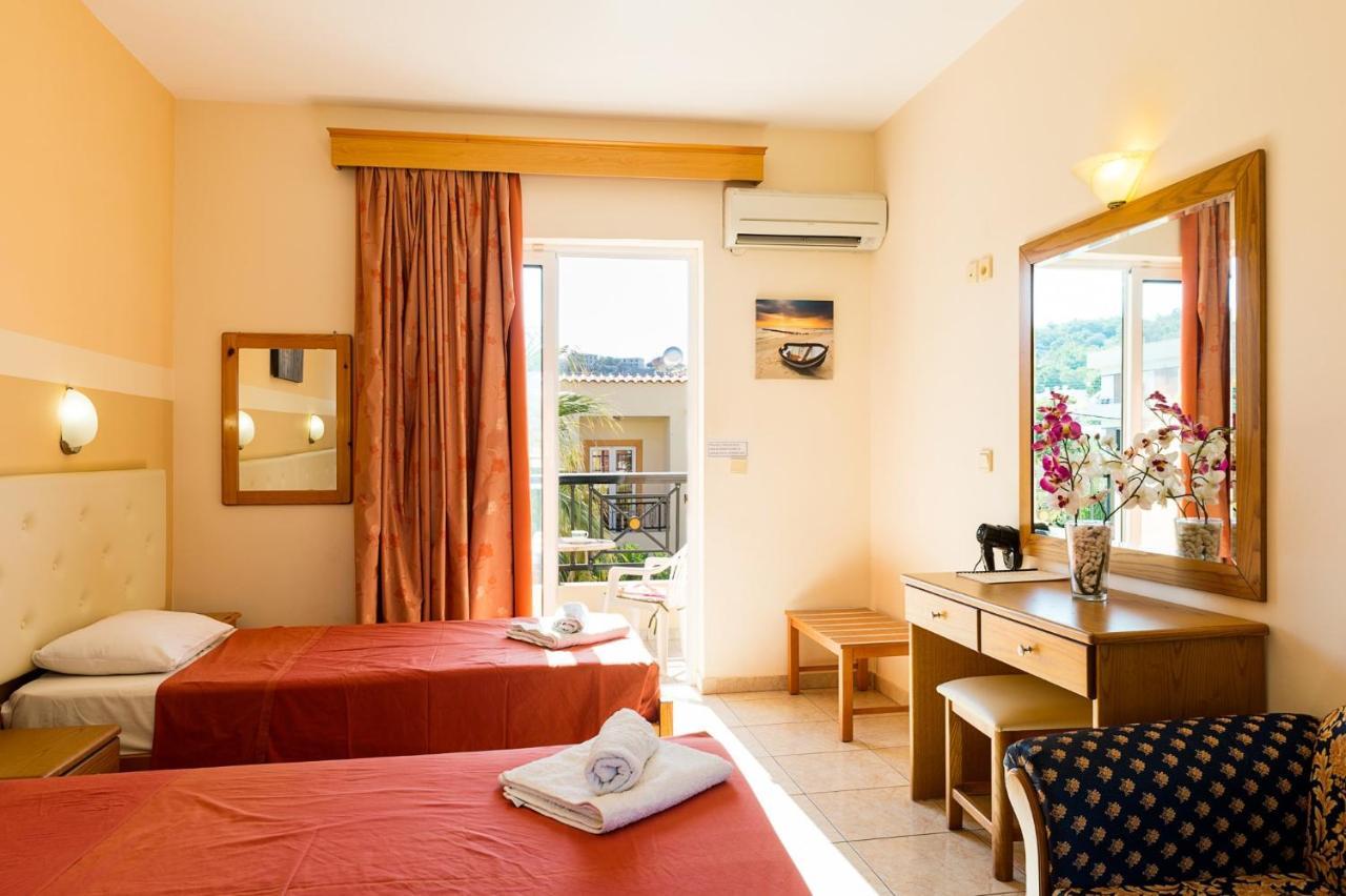 Summer Memories Aparthotel Pefki  Exterior photo